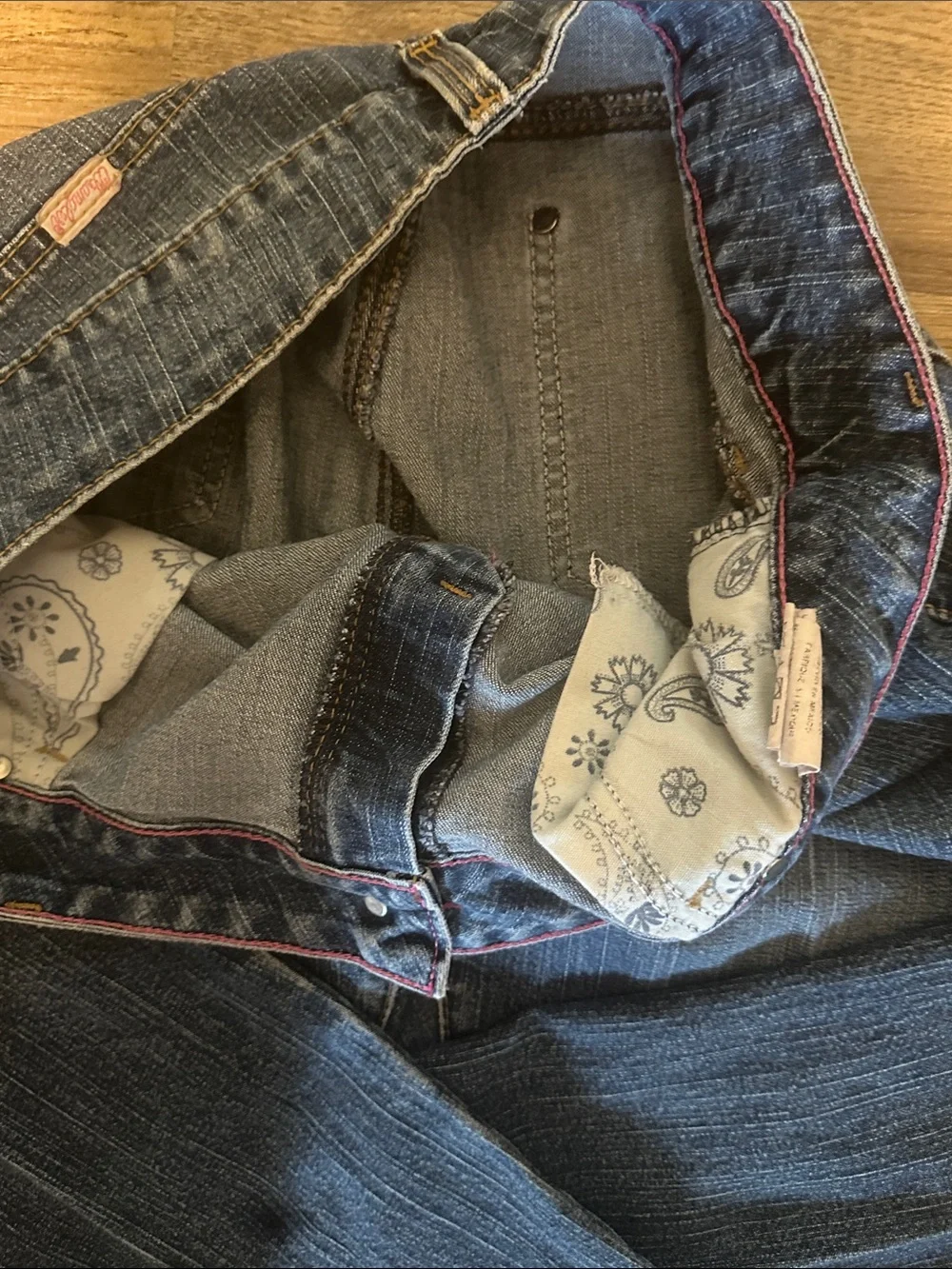 Wrangler  Straight Jeans - Faded Blue Denim